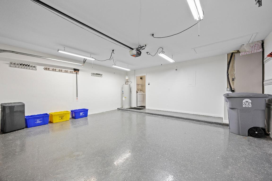 HARBOUR SPRINGS AT MISSION BAY - Residential