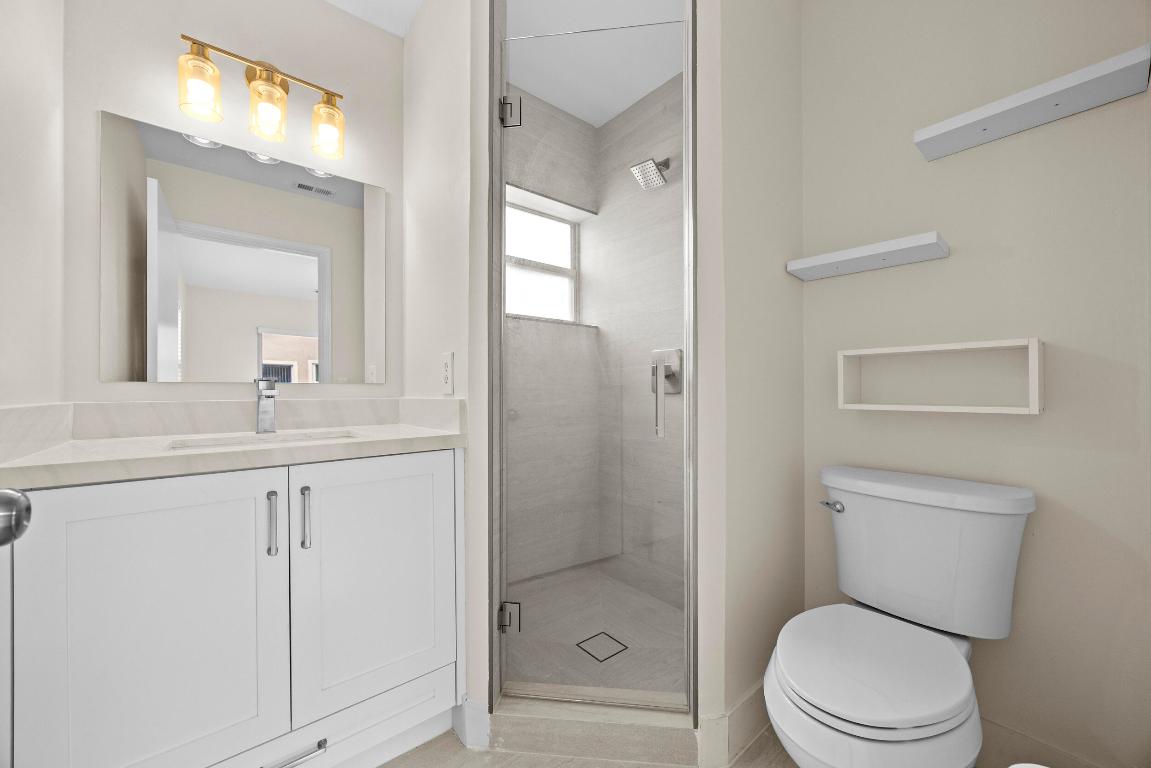 HARBOUR SPRINGS AT MISSION BAY - Residential