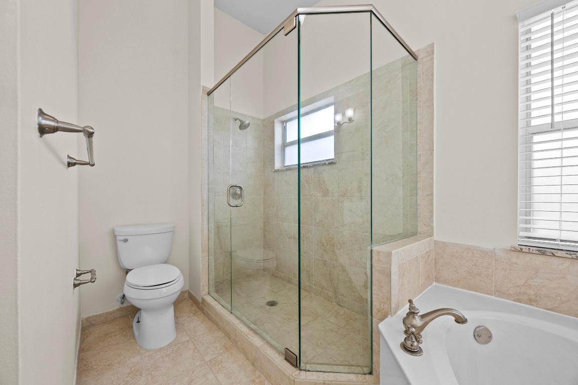 HARBOUR SPRINGS AT MISSION BAY - Residential