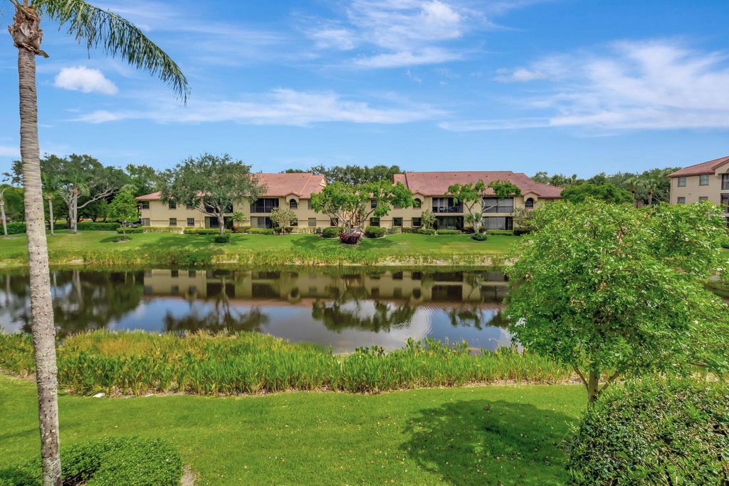 Photo of 5099 Splendido Court #K, Boynton Beach, FL 33437 (MLS # R11089084)