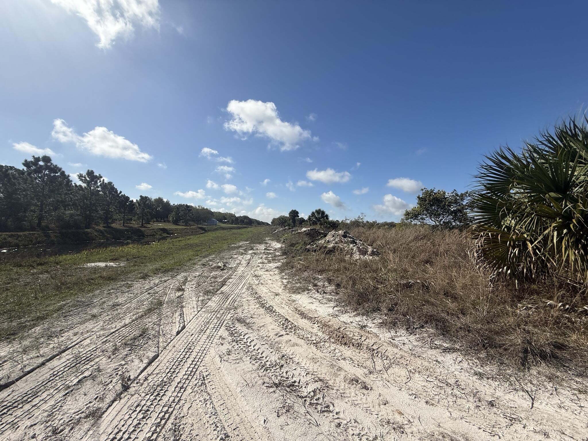 SOUTHERN COLONIZAT CO - Land