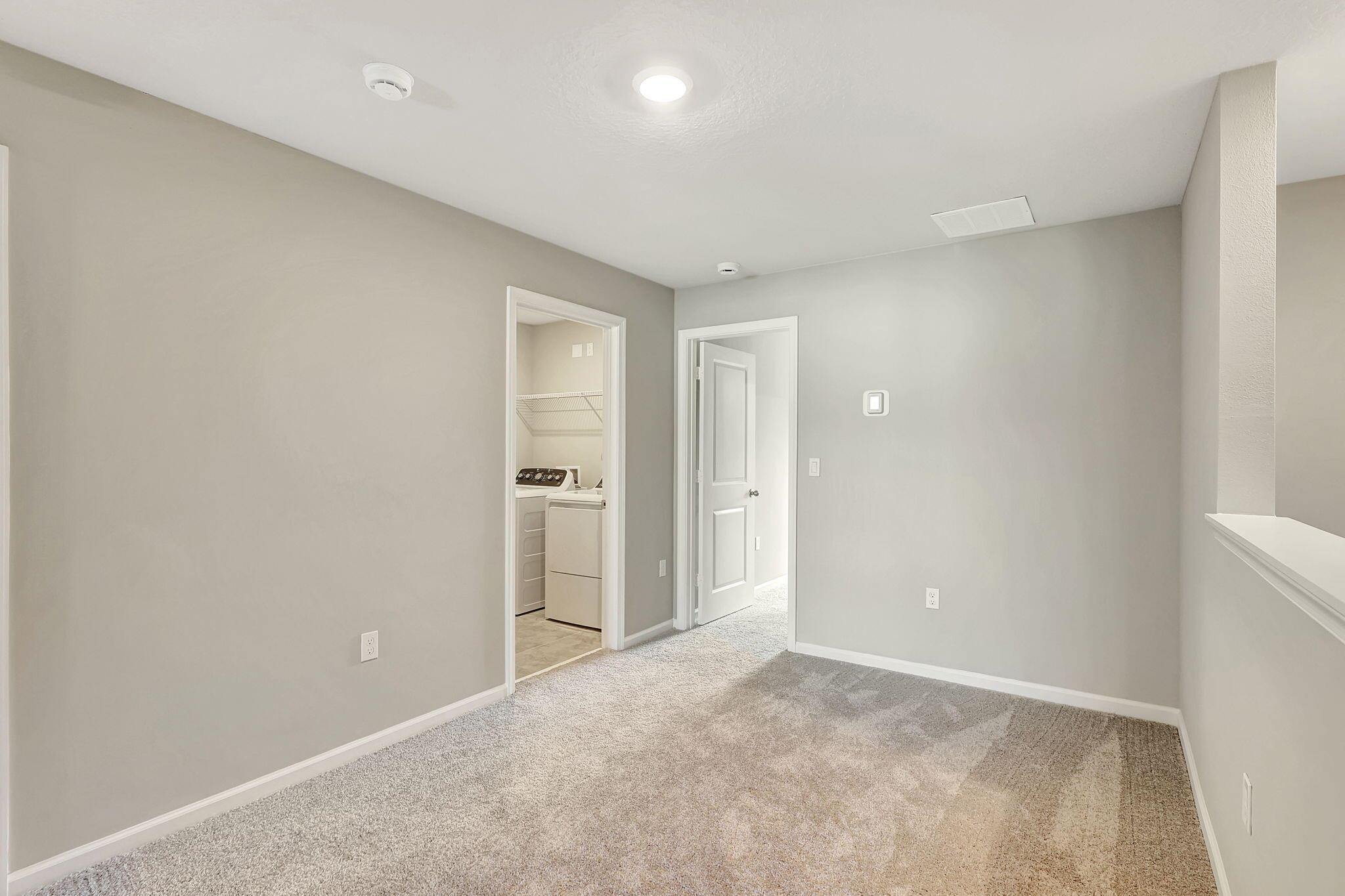 WILLOUGHBY TOWNHOMES PUD - Residential Lease