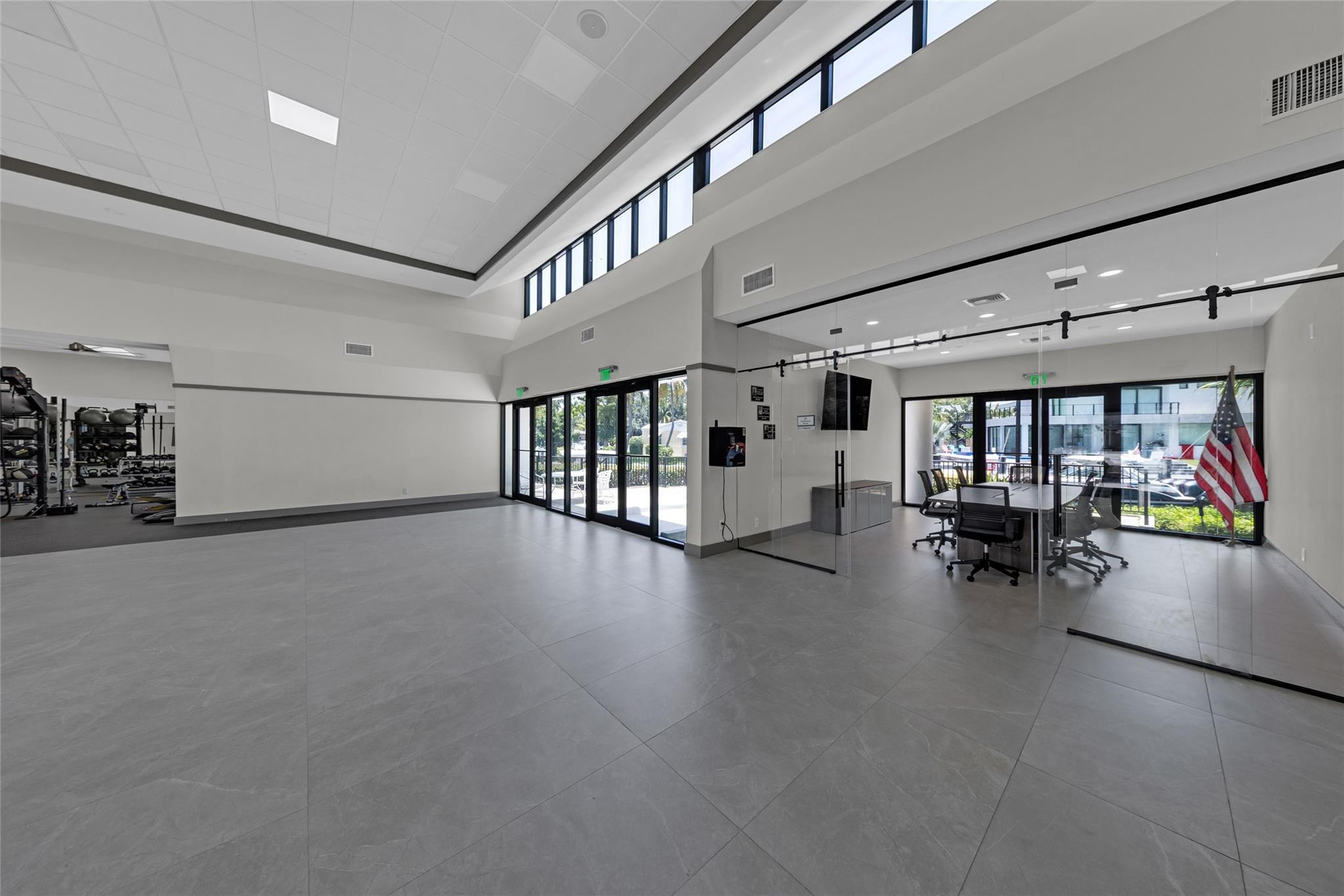 RIVER REACH CONDOMINIUM I - Residential