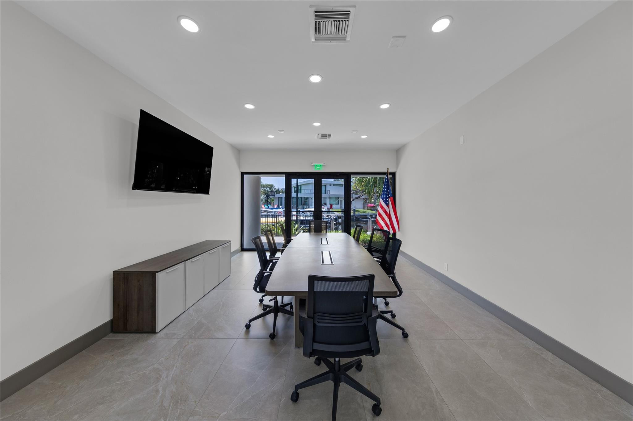 RIVER REACH CONDOMINIUM I - Residential