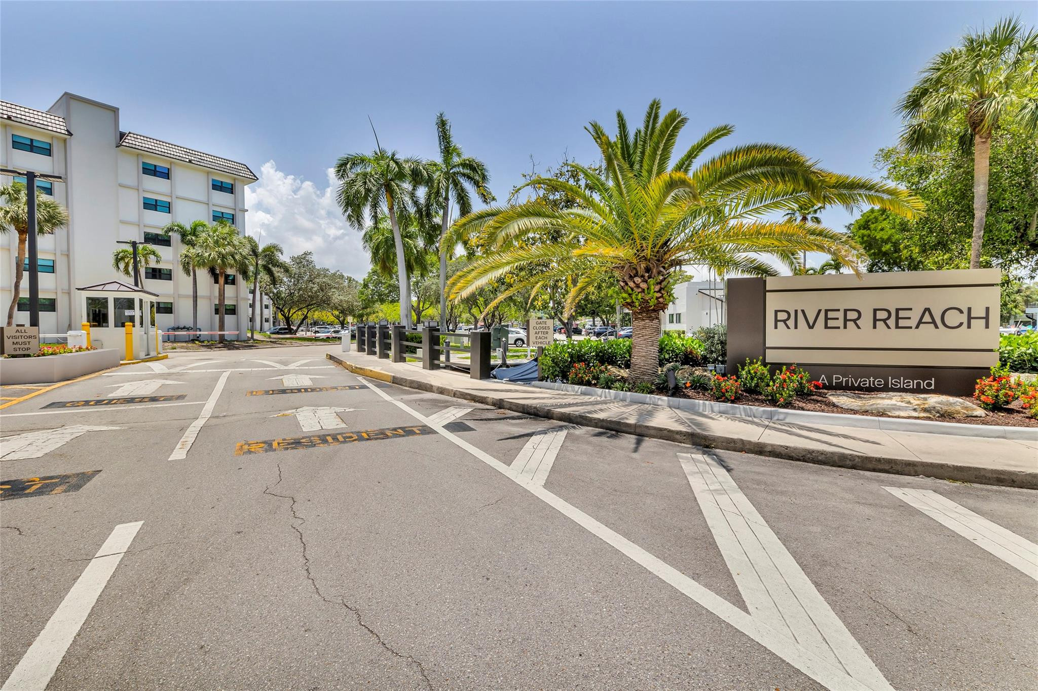 RIVER REACH CONDOMINIUM I - Residential