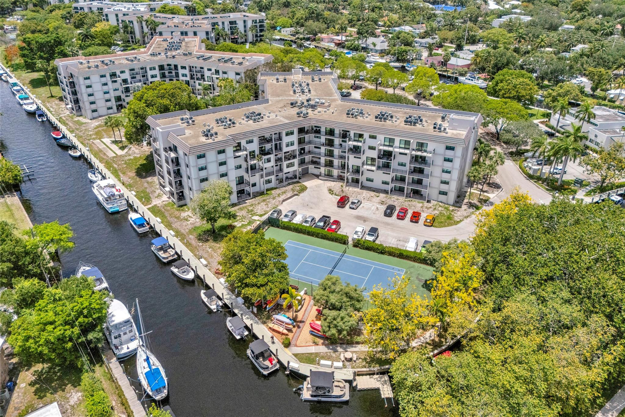RIVER REACH CONDOMINIUM I - Residential