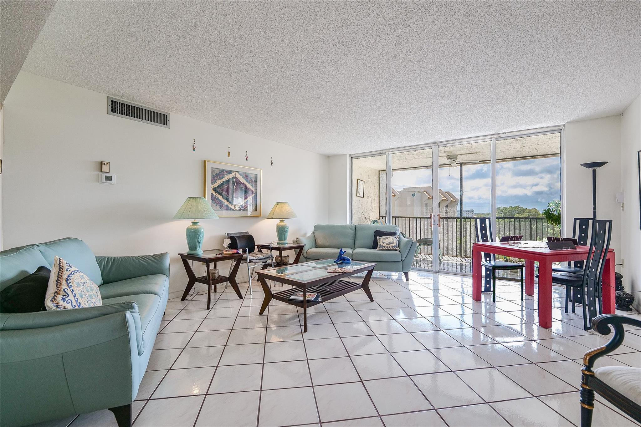 3910 Inverrary Blvd 805-B