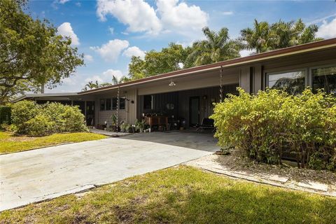 Tiny photo for 1205 Adams Street, Hollywood, FL 33019 (MLS # B26045317)