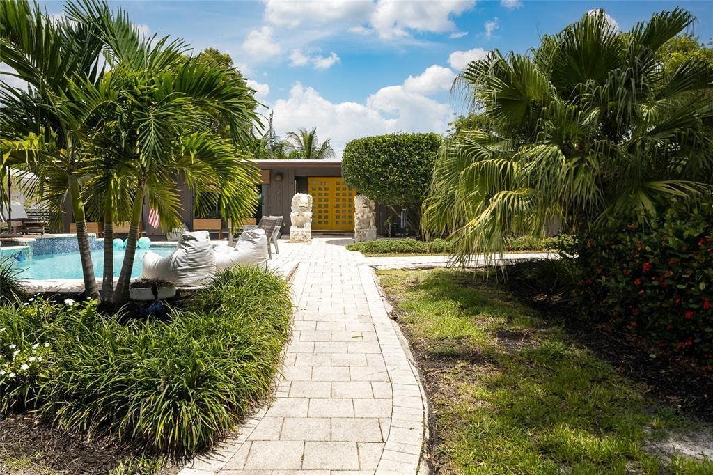 Photo of 1205 Adams Street, Hollywood, FL 33019 (MLS # B26045317)
