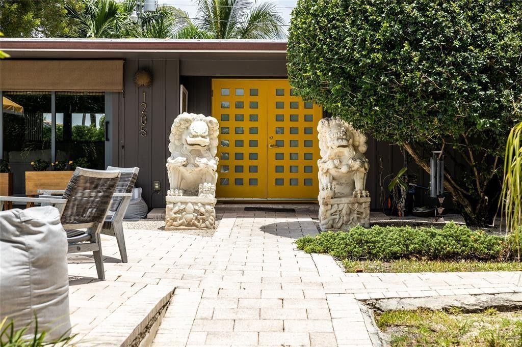 Photo of 1205 Adams Street, Hollywood, FL 33019 (MLS # B26045317)