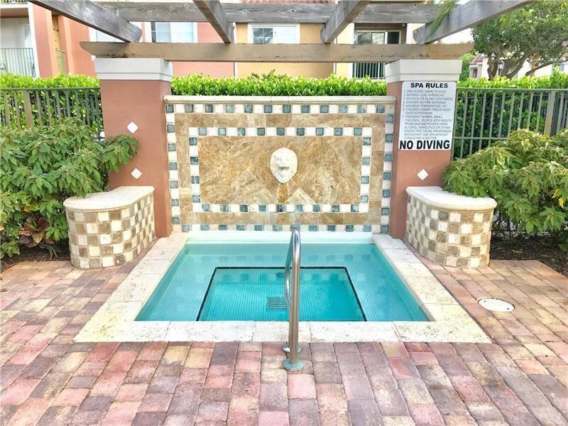 ST ANDREWS AT BOYNTON BEACH CONDO - Residential