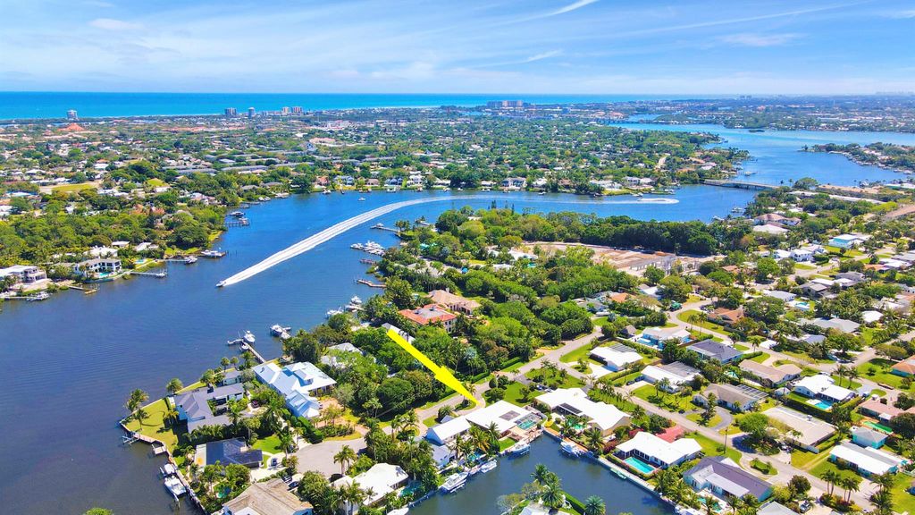 Photo of 147 Gulfstream Drive, Tequesta, FL 33469 (MLS # R10968095)