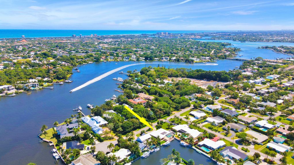 Photo of 147 Gulfstream Drive, Tequesta, FL 33469 (MLS # R10968095)
