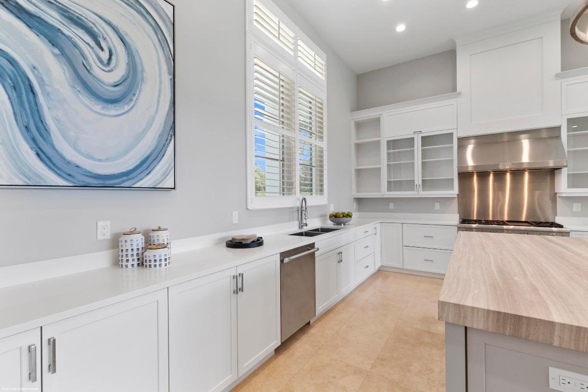 PALM BEACH POINT - Residential