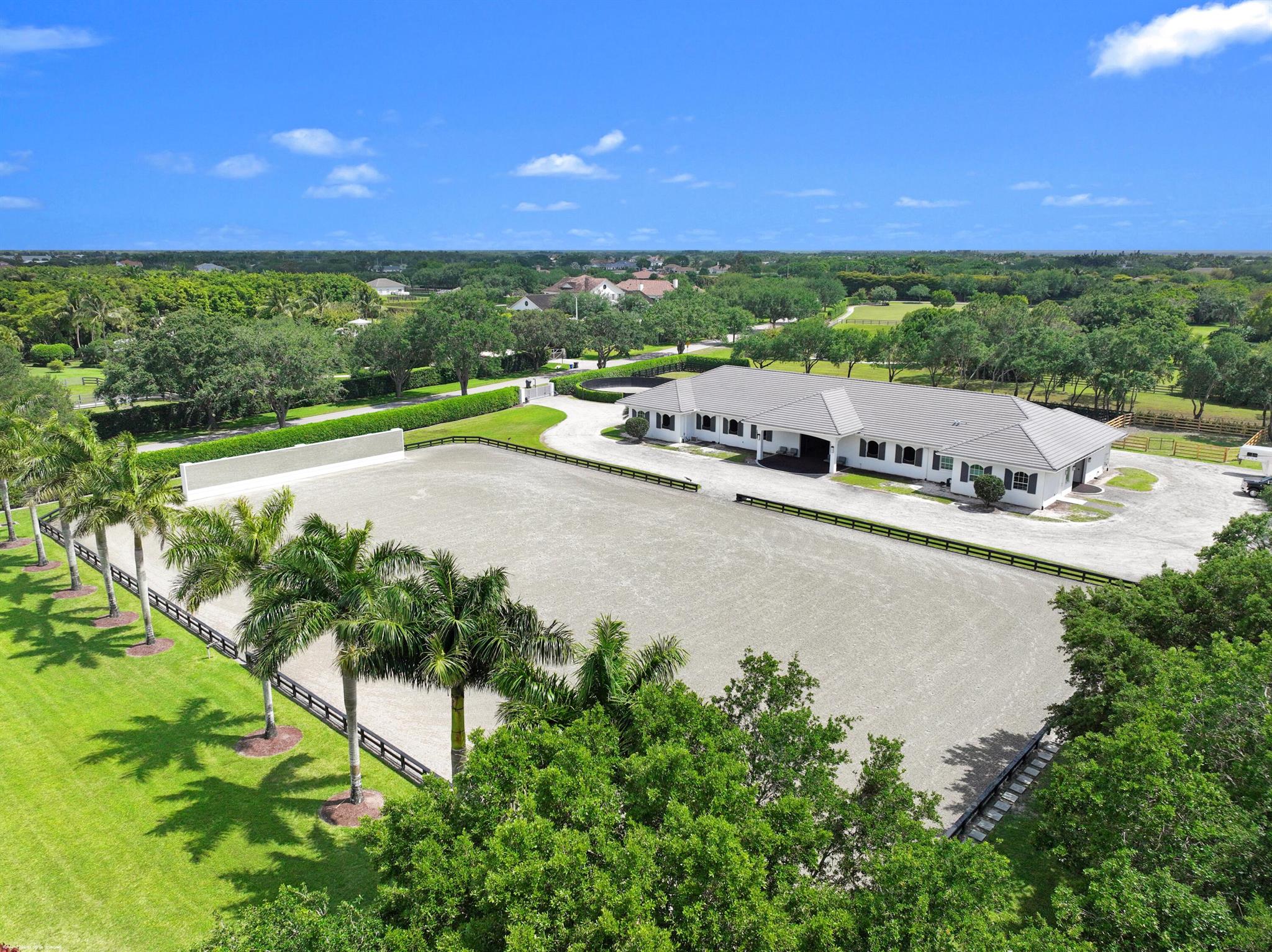 PALM BEACH POINT - Residential