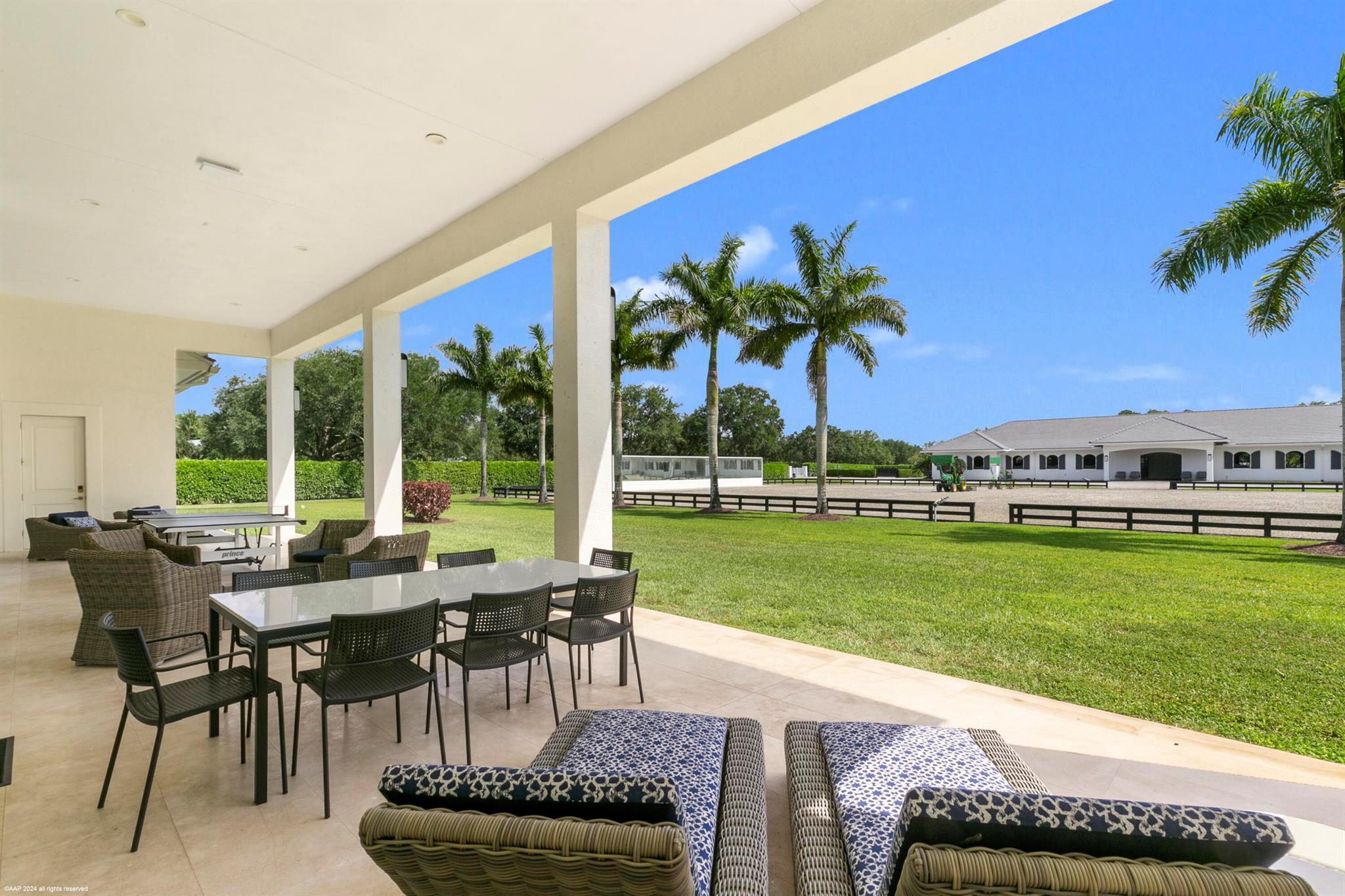 PALM BEACH POINT - Residential