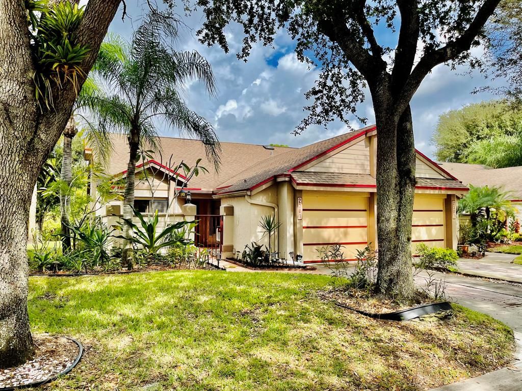 Photo of 2301 Landings Boulevard Blvd, Green Acres, FL 33413 (MLS # R10754010)