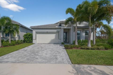 10405 Northbrook Circle Palm Beach Gardens FL 33412