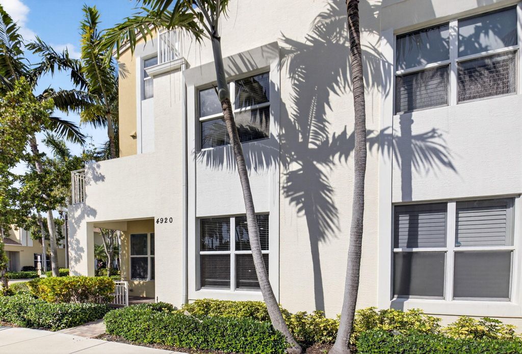 Photo of 4920 NW 15th Avenue, Boca Raton, FL 33431 (MLS # B26007381)