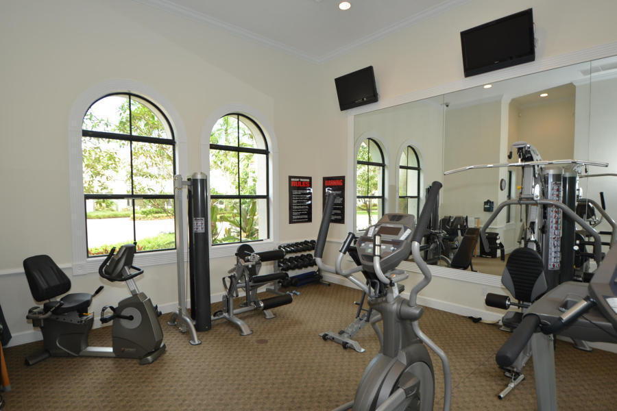 BLUE LAKE TOWNHOMES - Residential Lease