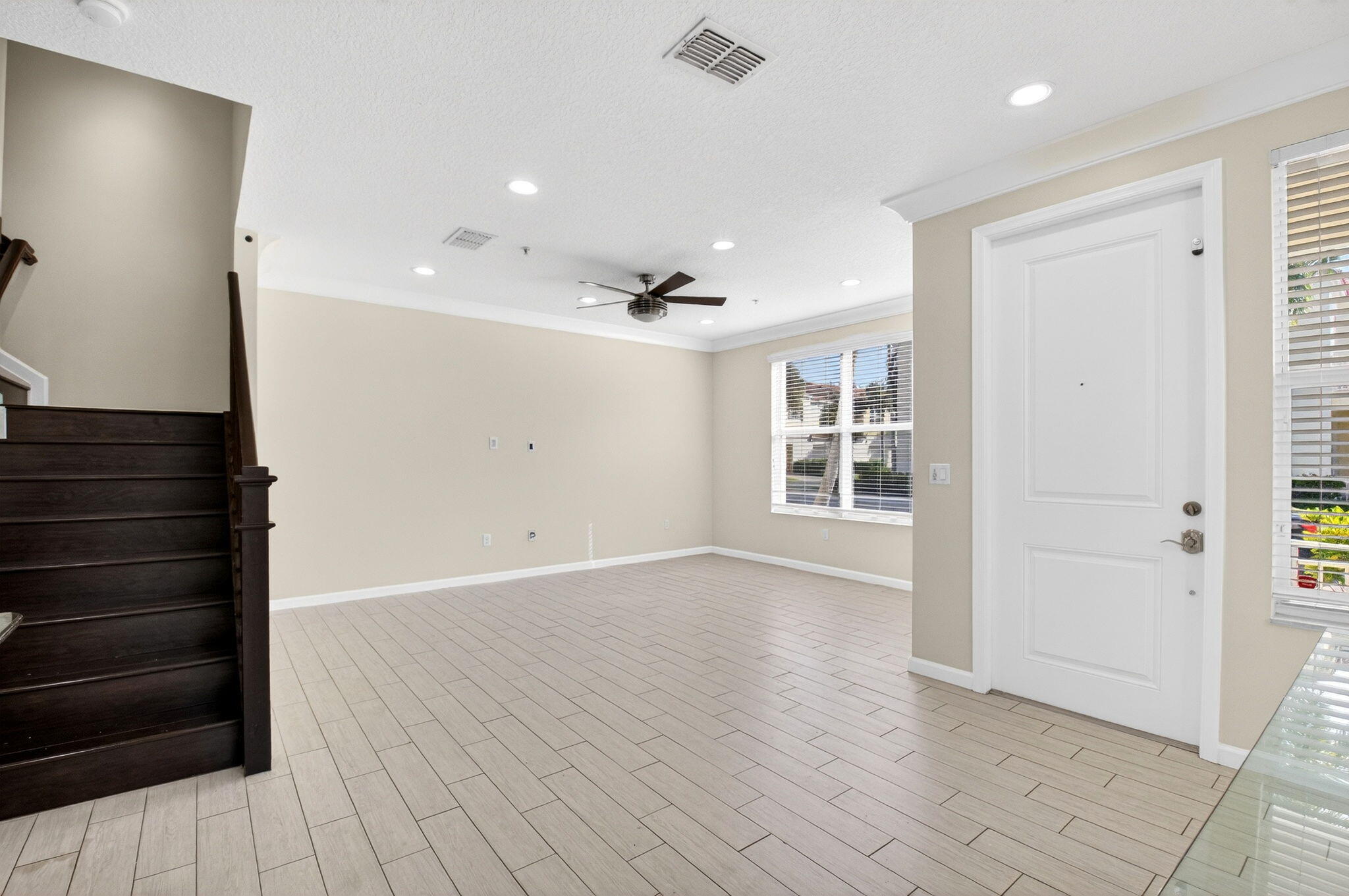 BLUE LAKE TOWNHOMES - Residential Lease