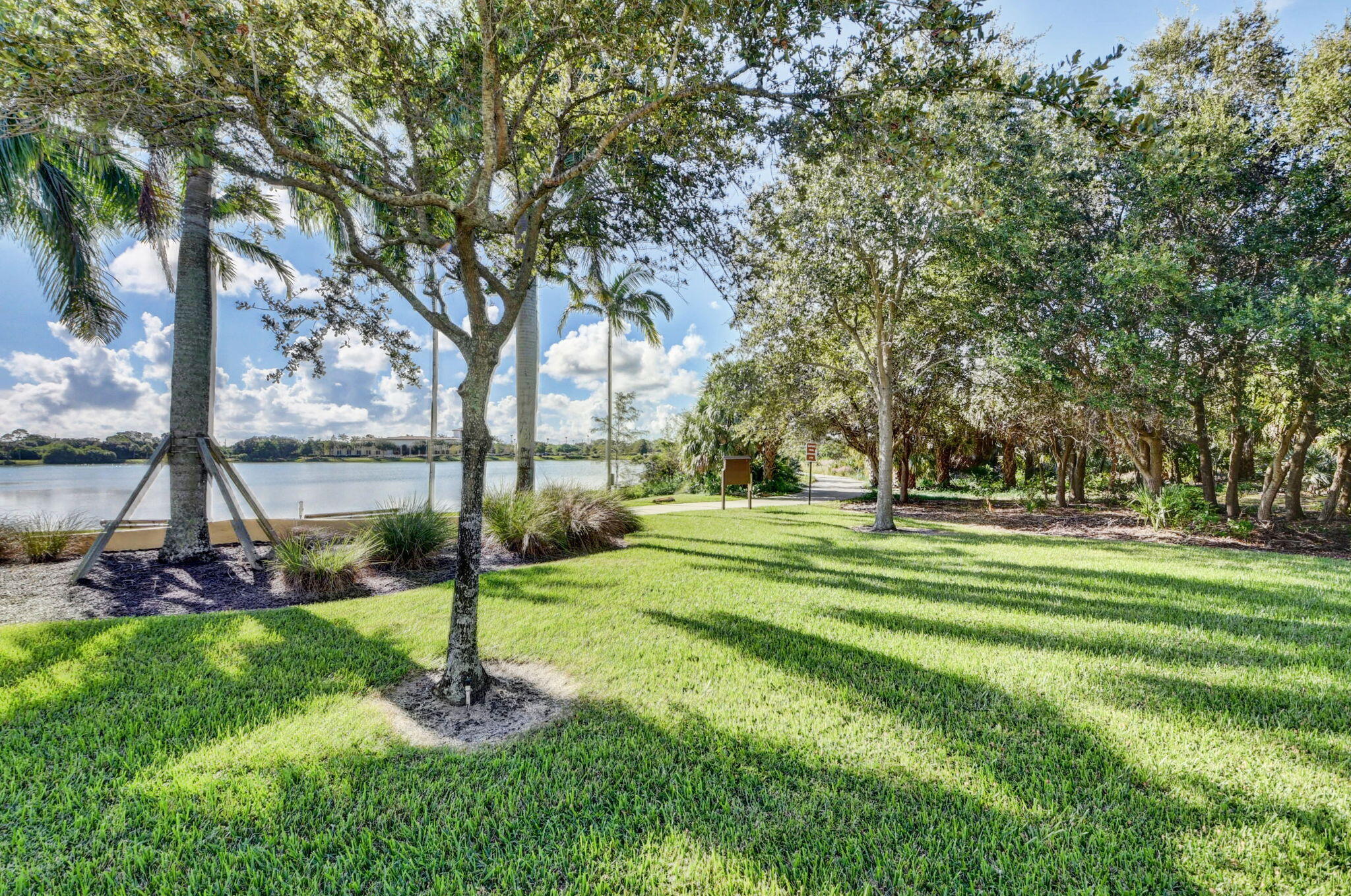 BLUE LAKE TOWNHOMES - Residential Lease