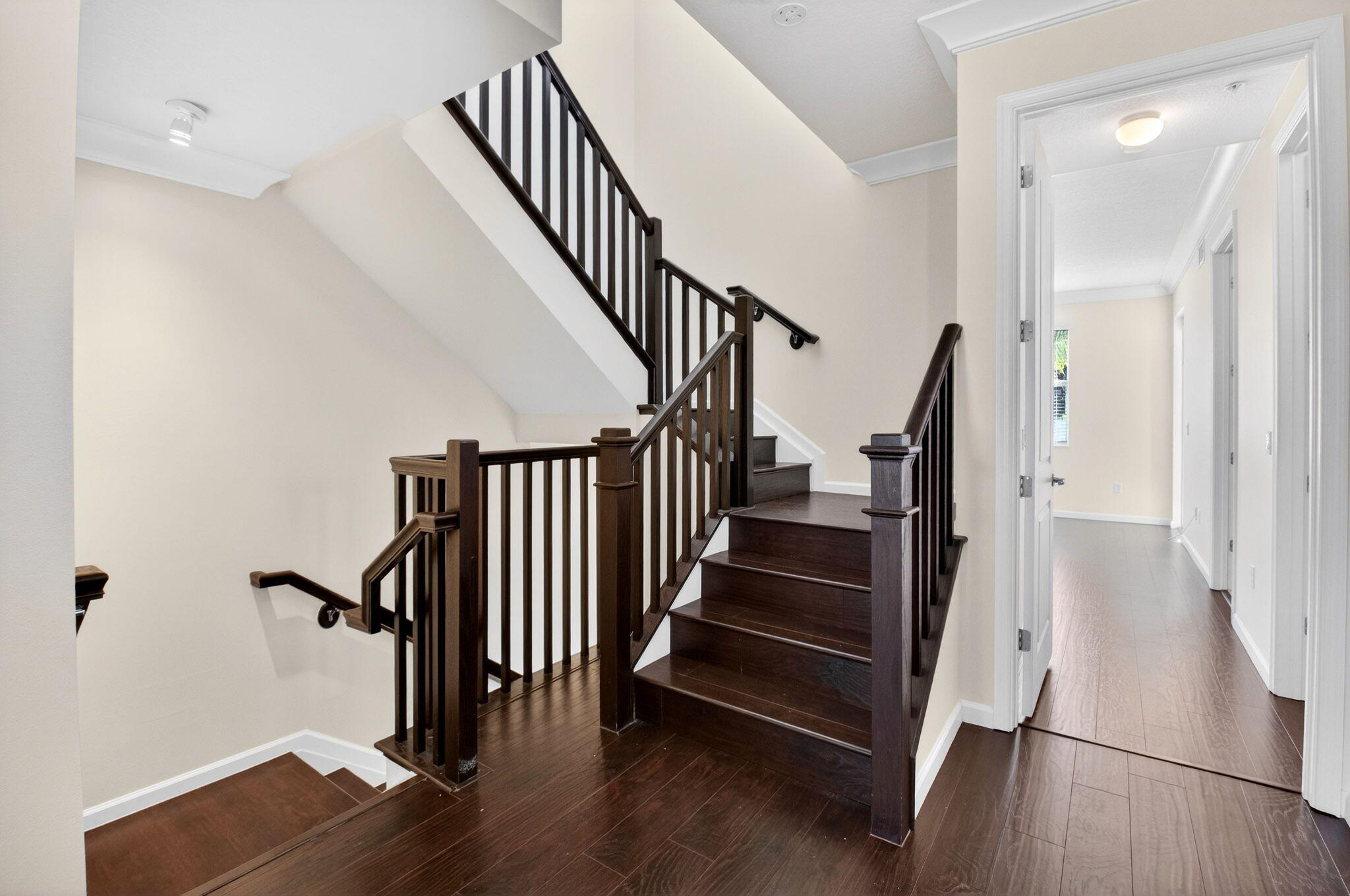 BLUE LAKE TOWNHOMES - Residential Lease