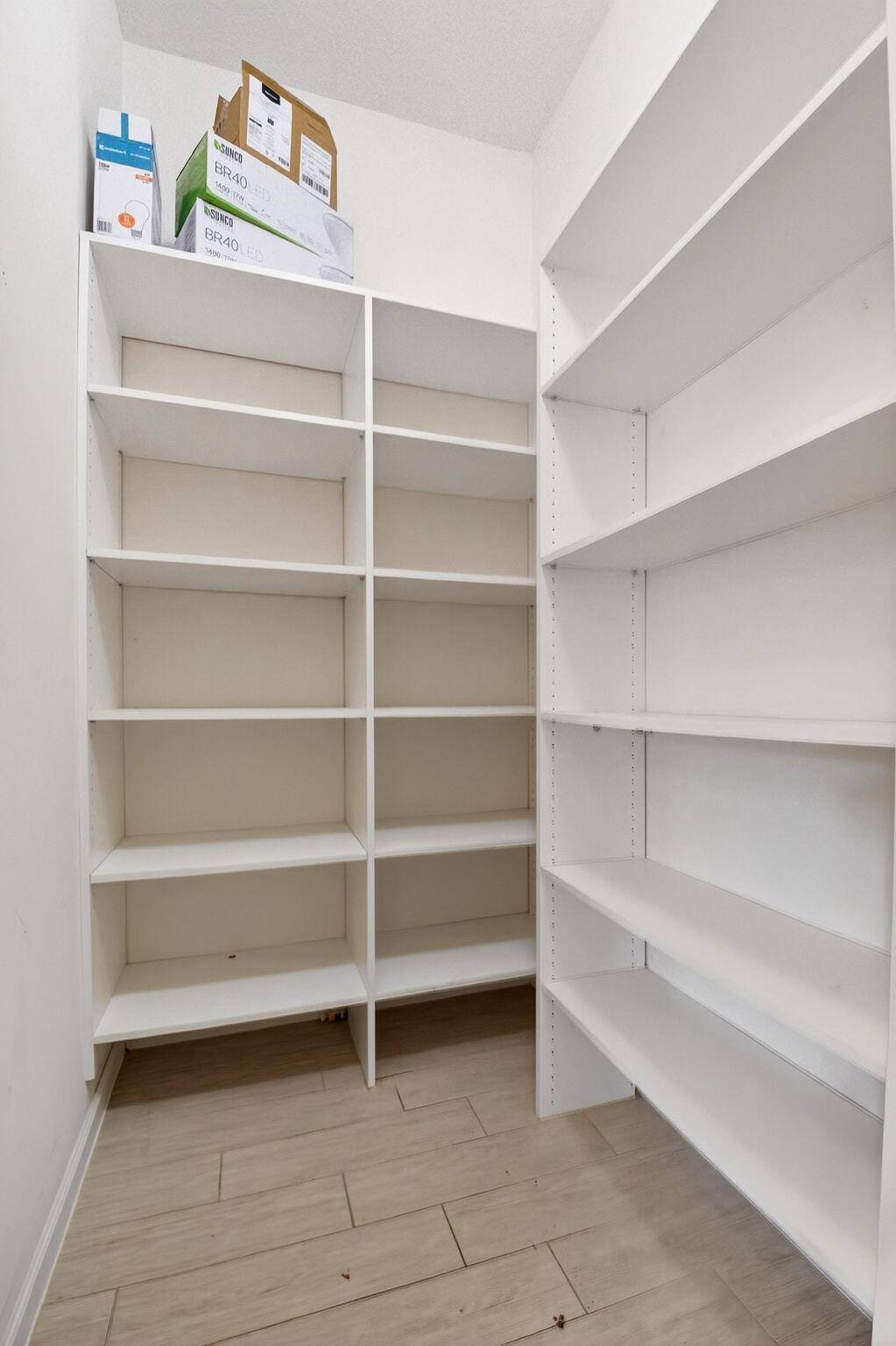 BLUE LAKE TOWNHOMES - Residential Lease