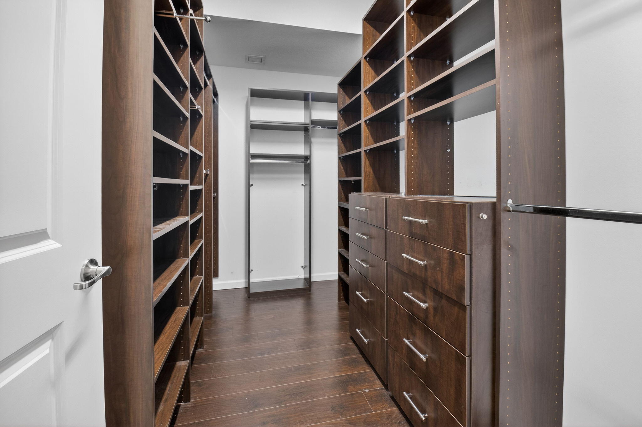 BLUE LAKE TOWNHOMES - Residential Lease