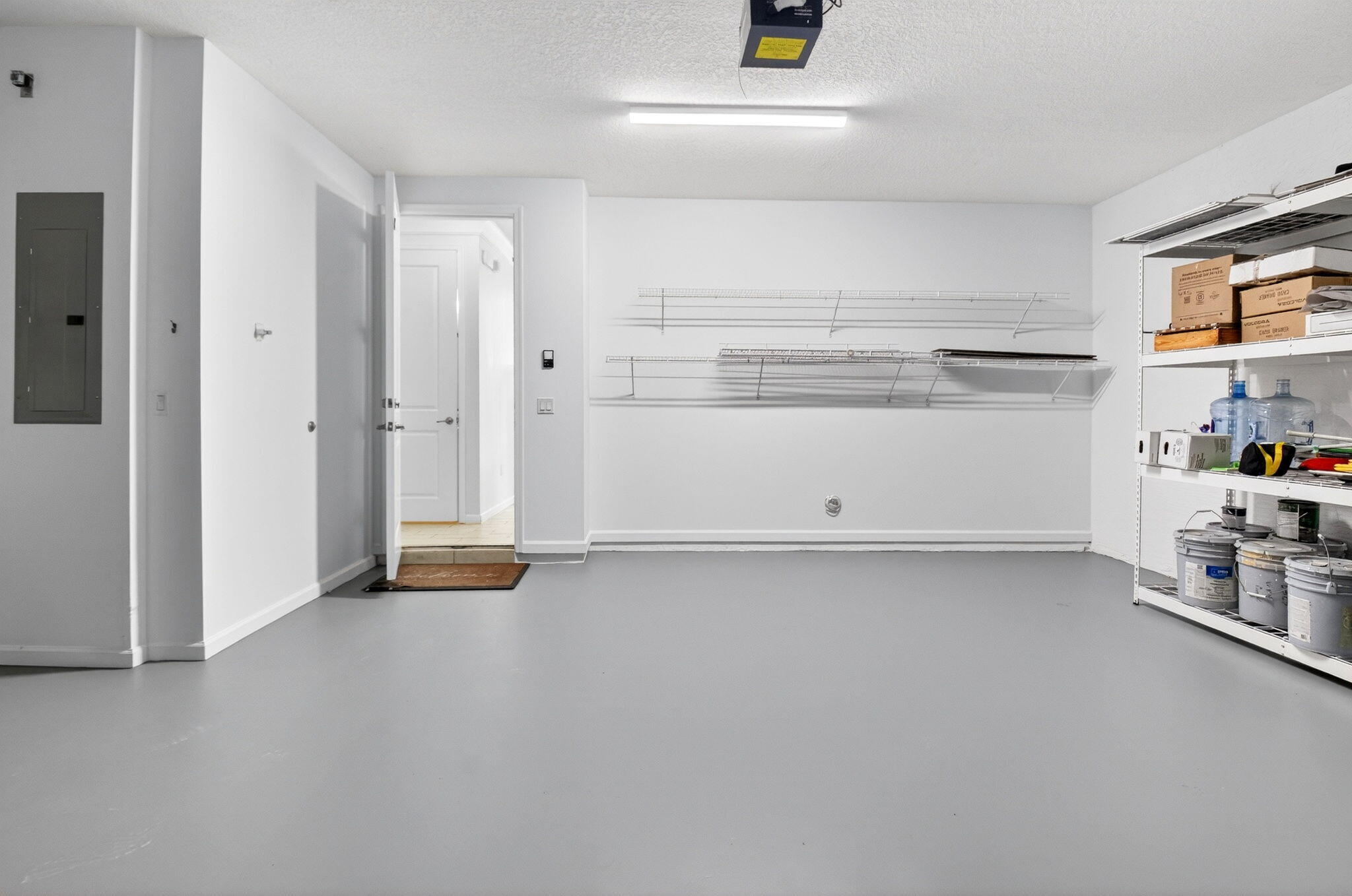 BLUE LAKE TOWNHOMES - Residential Lease