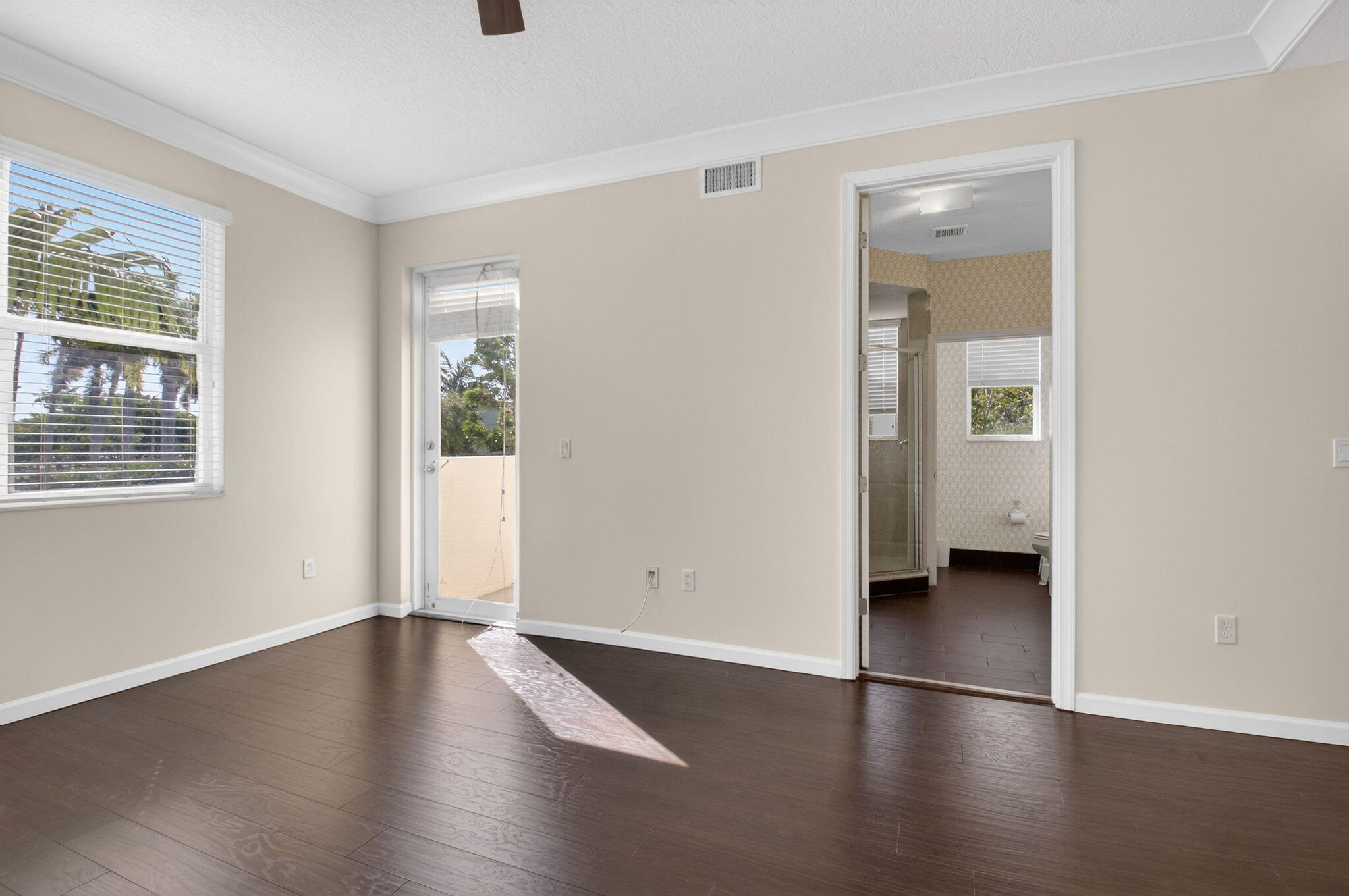 BLUE LAKE TOWNHOMES - Residential Lease