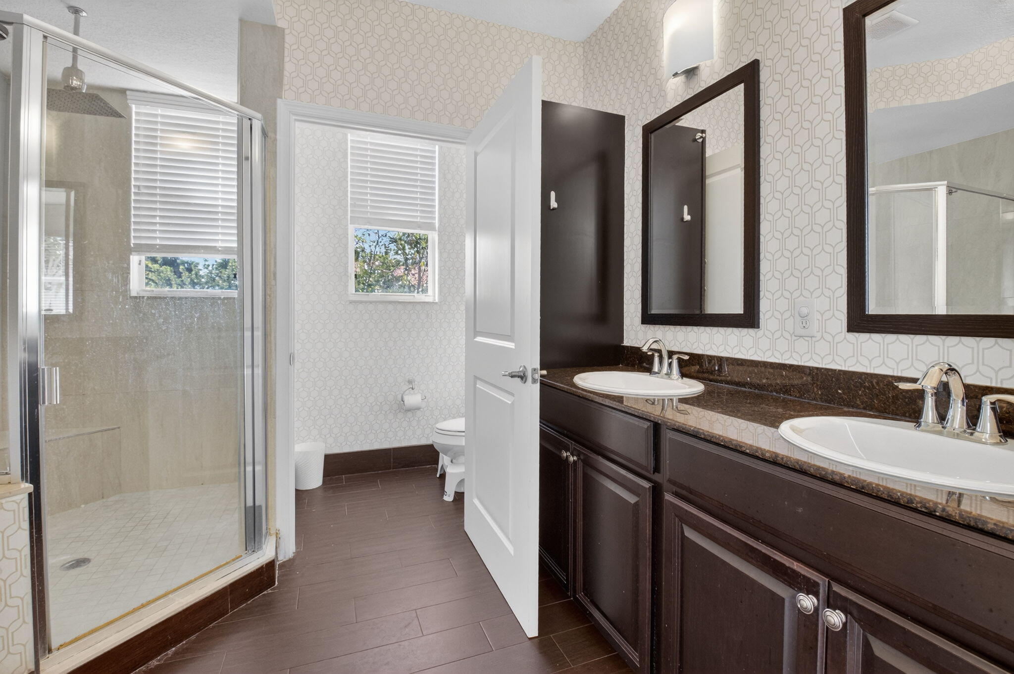 BLUE LAKE TOWNHOMES - Residential Lease