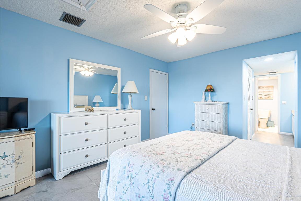 CATAMARAN II - Residential