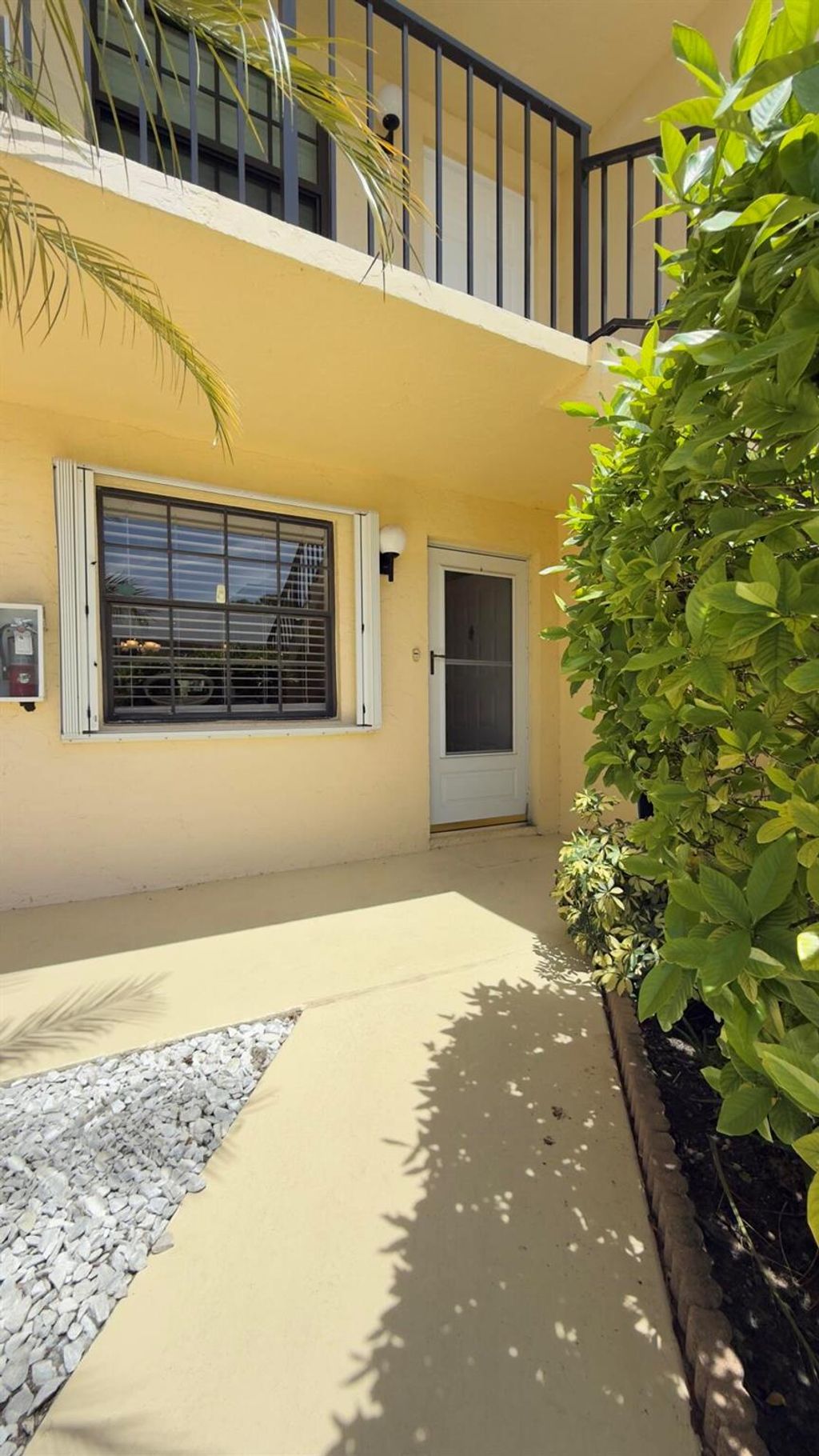 Photo of 1121 Keystone Drive #D, Jupiter, FL 33458 (MLS # R11106023)