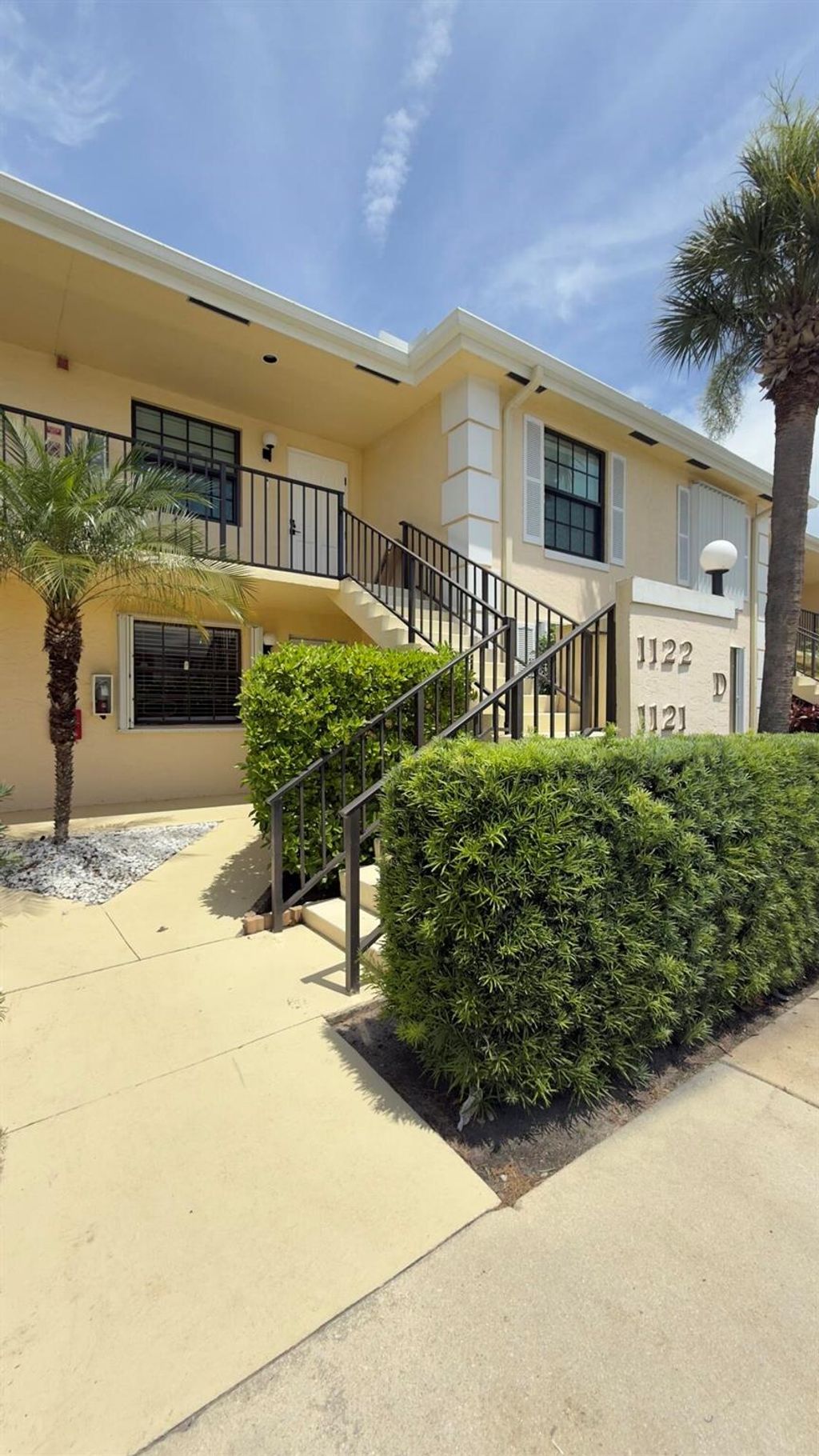 Photo of 1121 Keystone Drive #D, Jupiter, FL 33458 (MLS # R11106023)