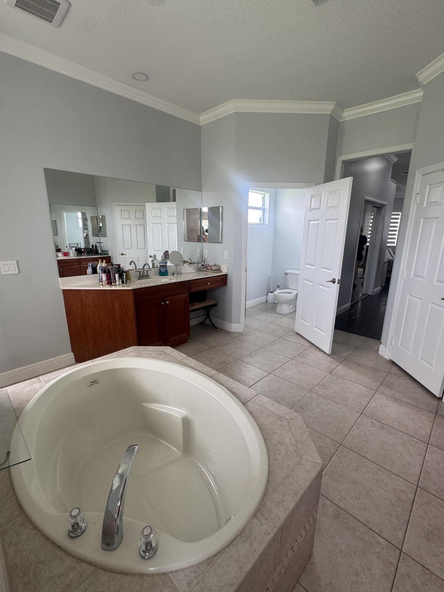 Acreage & Unrec - Residential