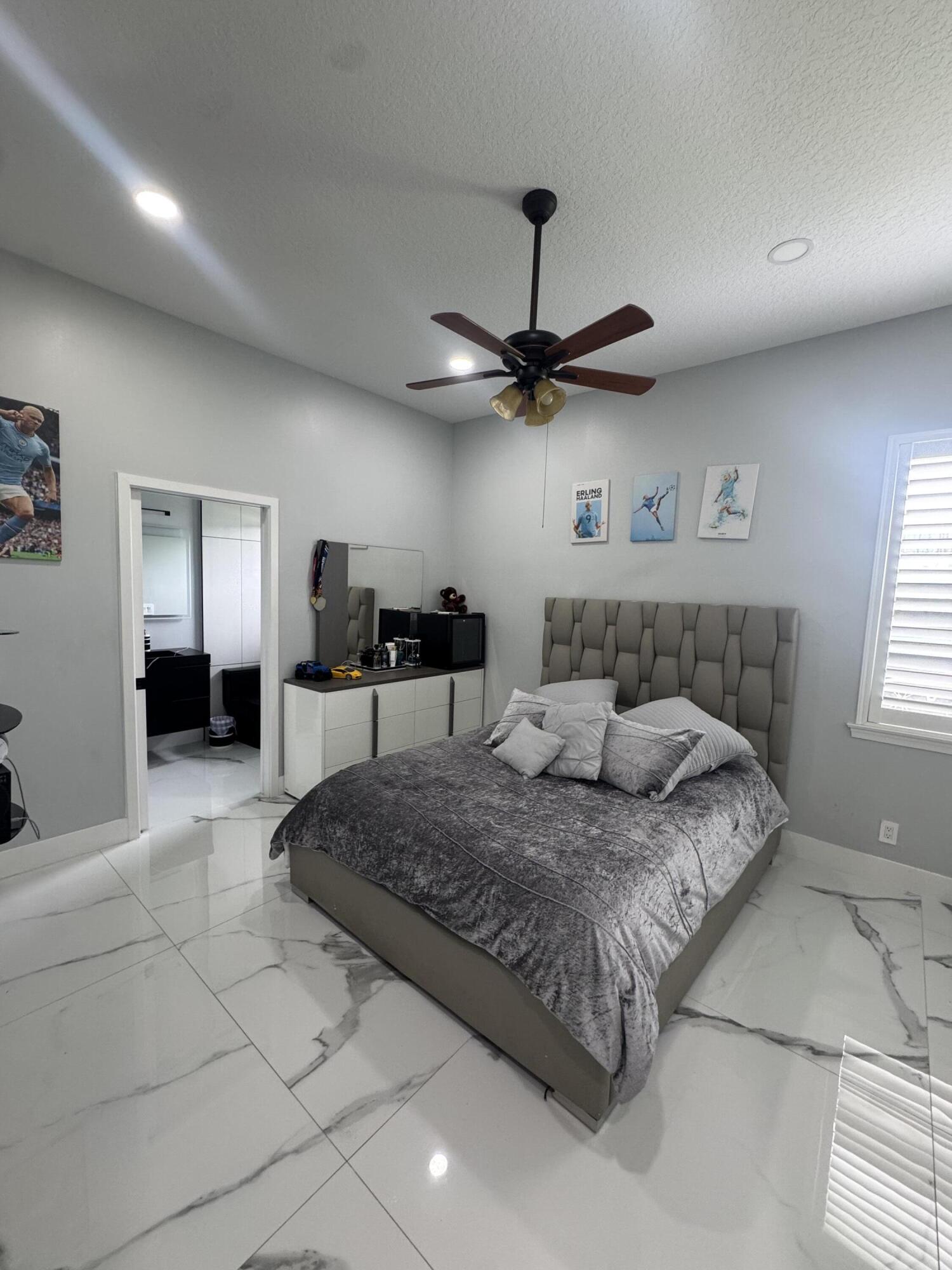 Acreage & Unrec - Residential