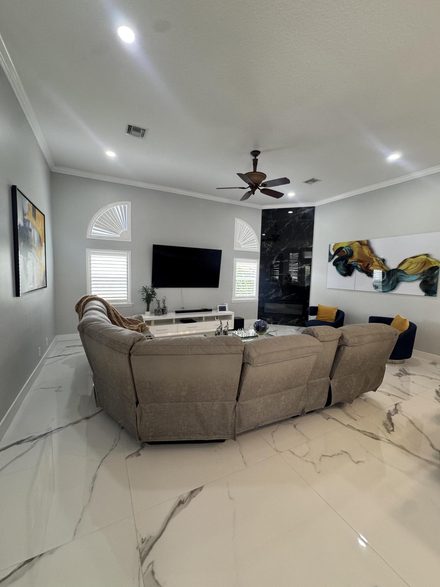 Acreage & Unrec - Residential