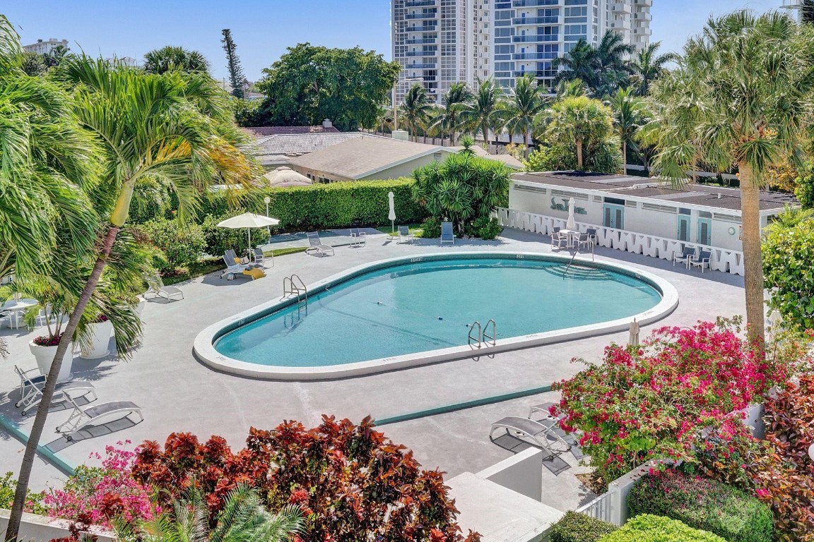 2840 N Ocean Boulevard 407