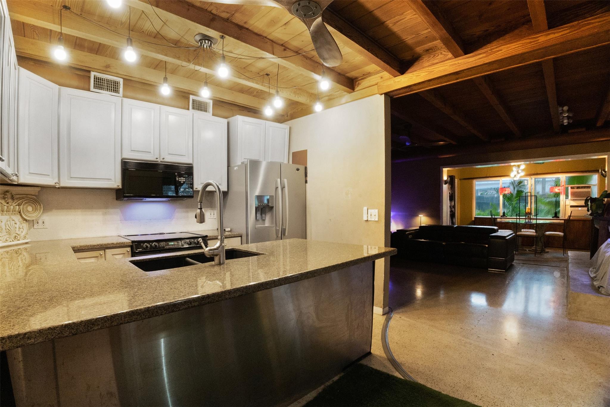 WILTON MANORS FIRST ADD - Residential