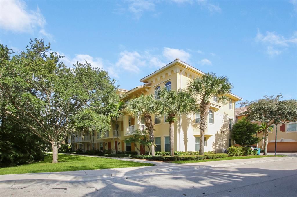 Photo of 1236 Via Fatini, Boynton Beach, FL 33426 (MLS # R10729764)