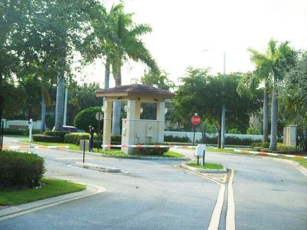 Photo of 2600 NW 6th Court NW, Boynton Beach, FL 33426 (MLS # R10927342)