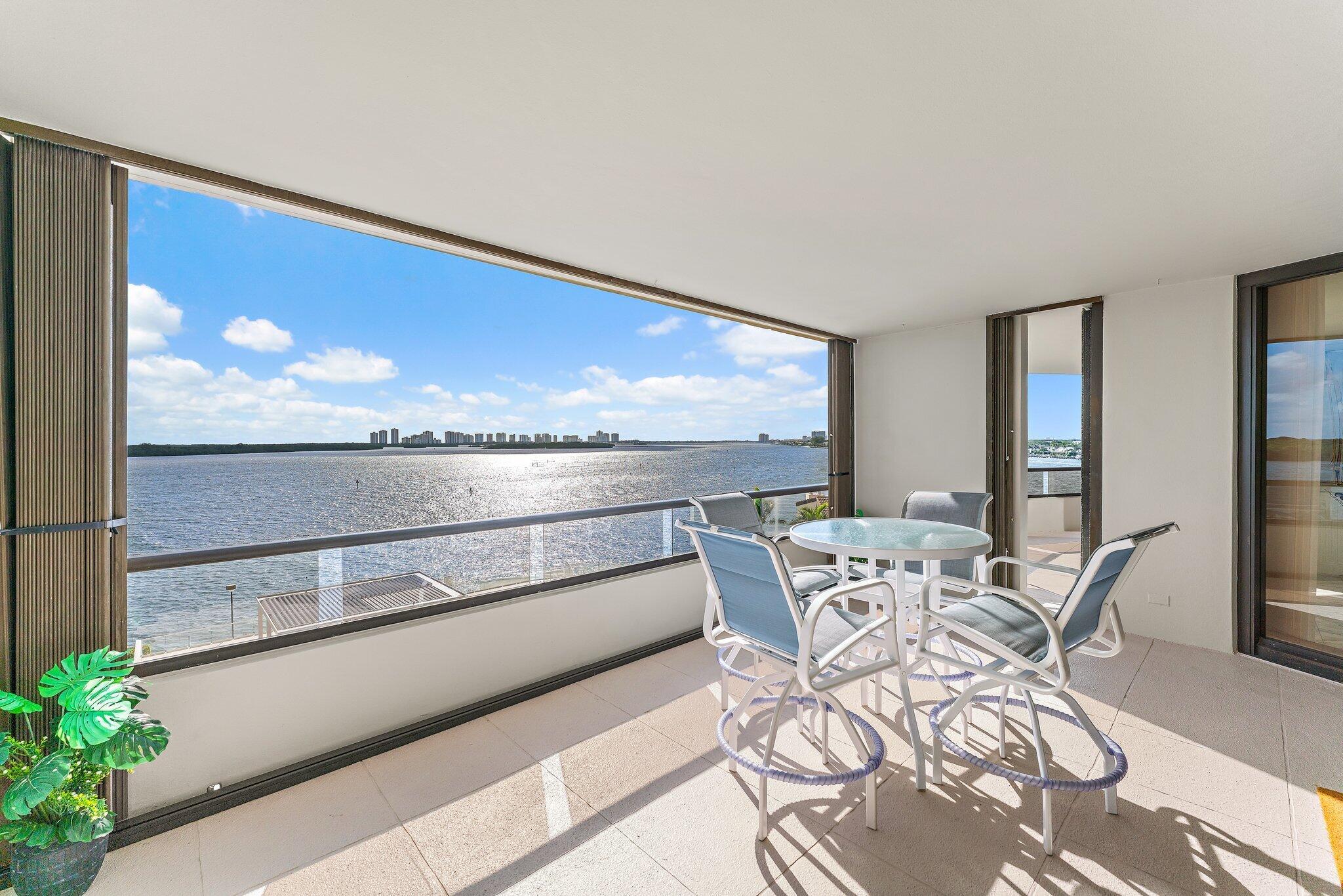 OLD PORT COVE LAKE POINT - Residential