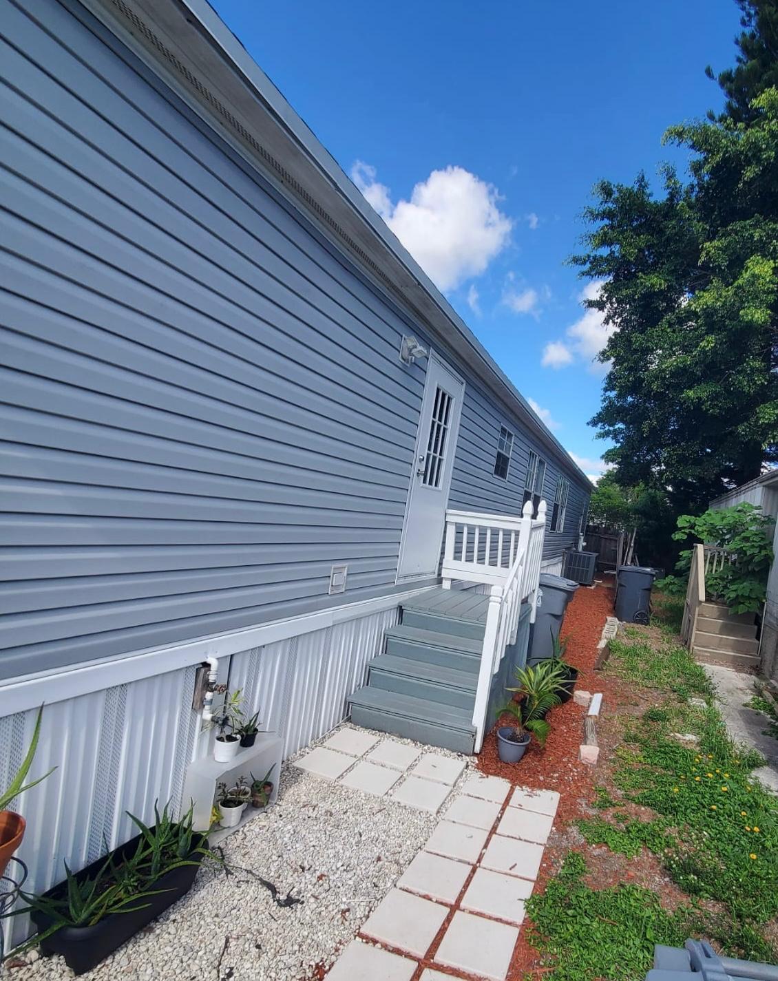 22879 Cascade Place