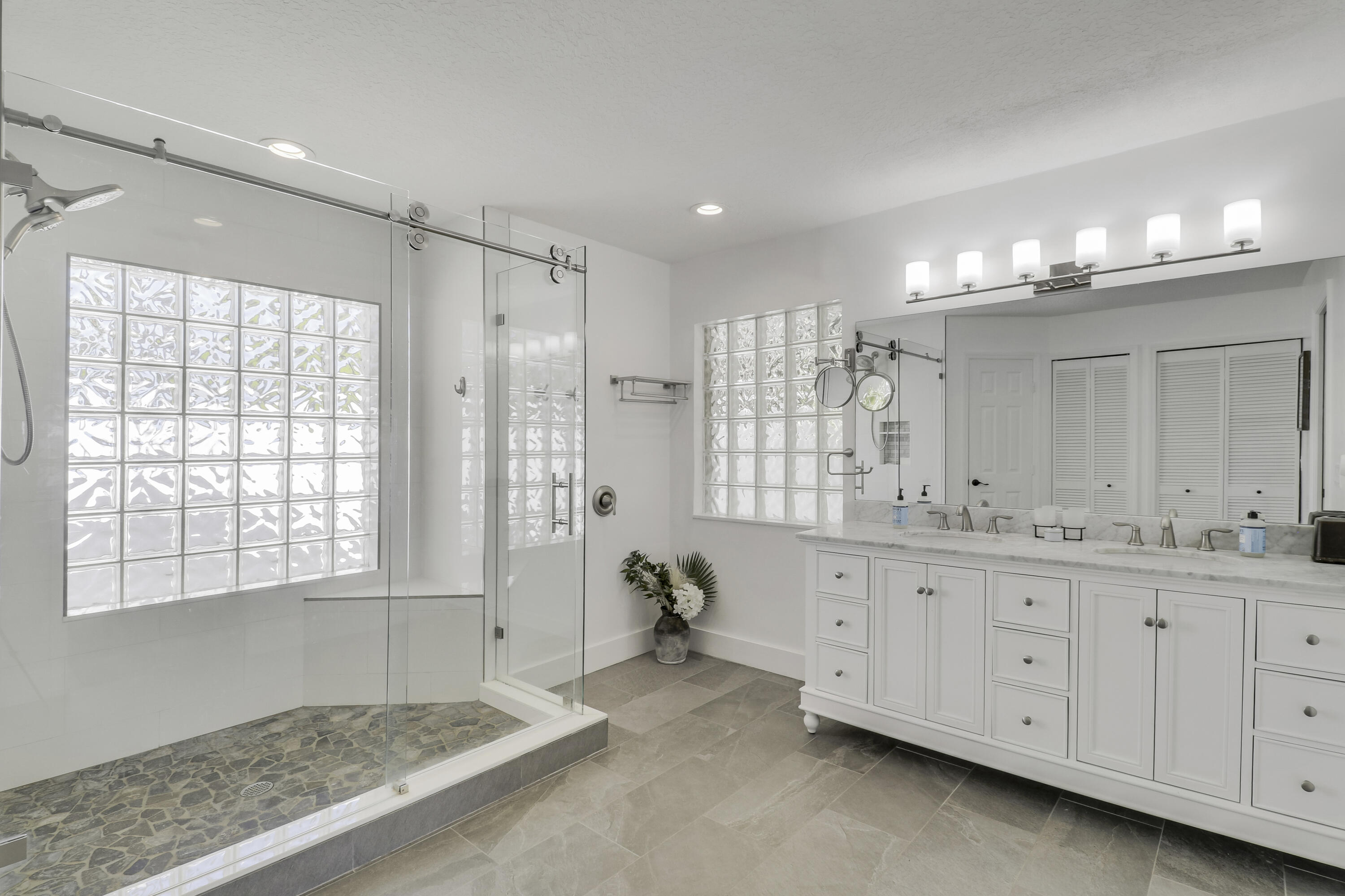 SOUTH FORK ESTATES - Residential