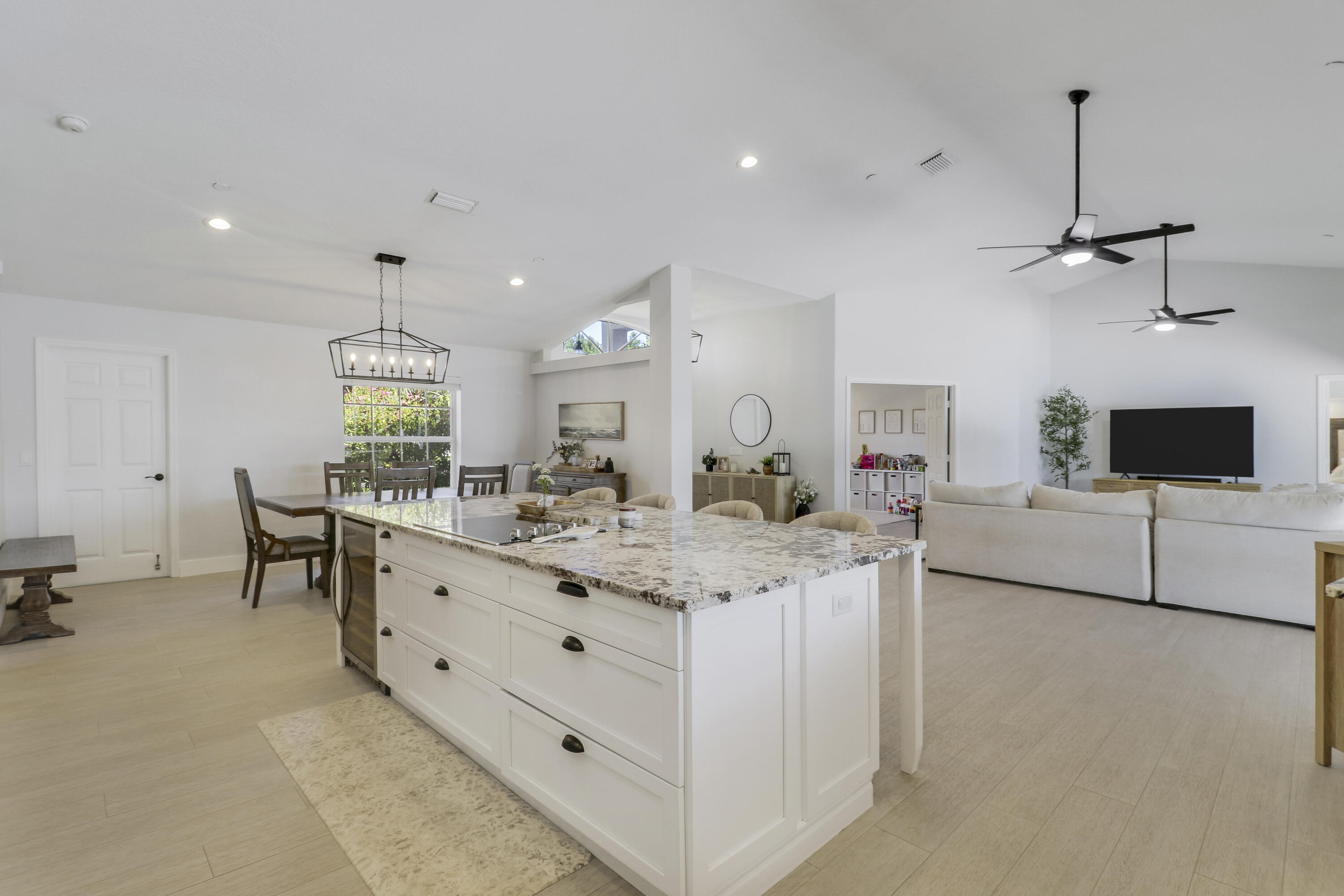 SOUTH FORK ESTATES - Residential