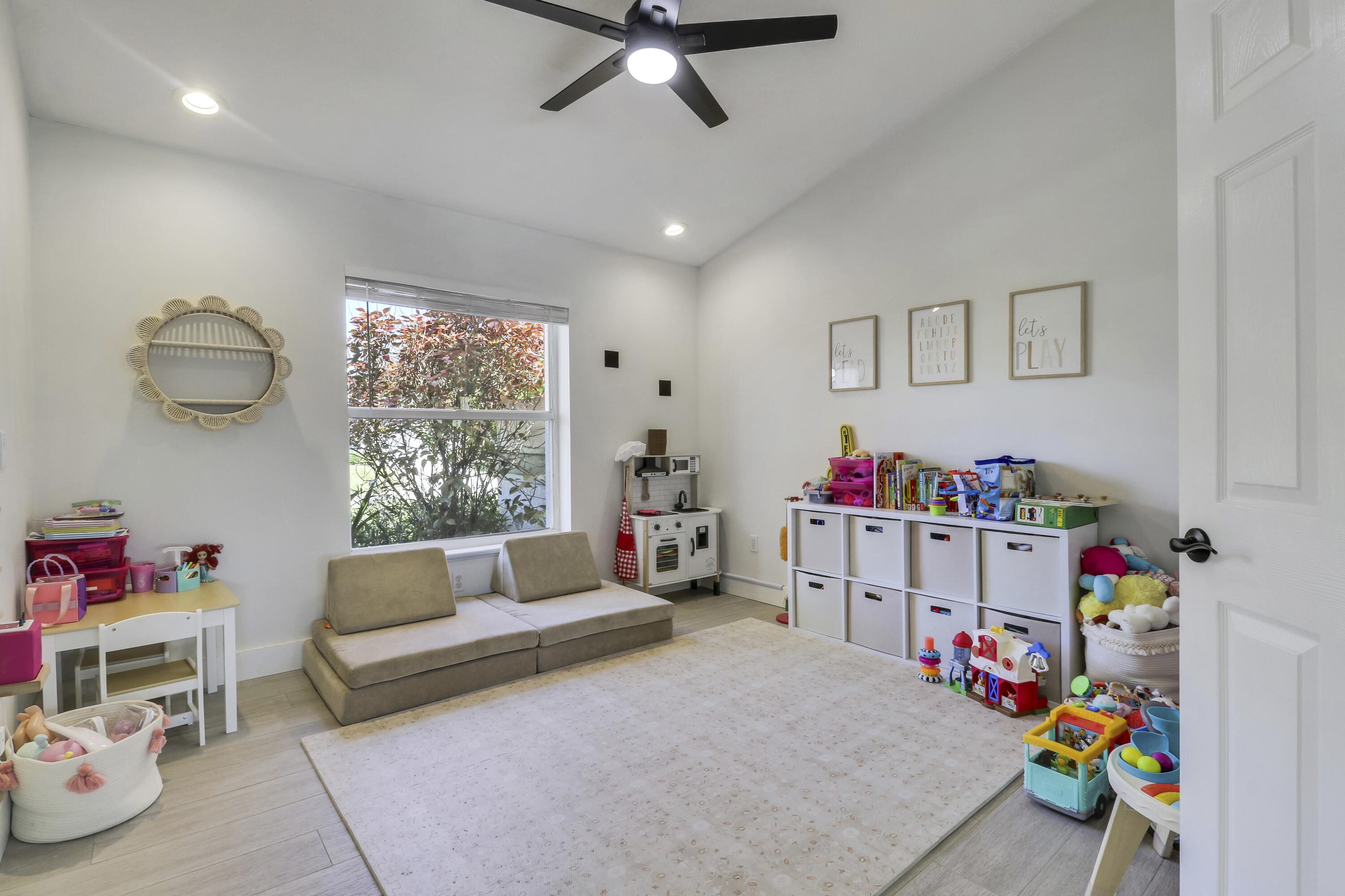 SOUTH FORK ESTATES - Residential