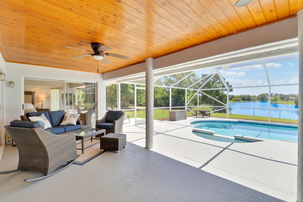 Photo of 550 SE Ashley Oaks Way, Stuart, FL 34997 (MLS # B26026664)