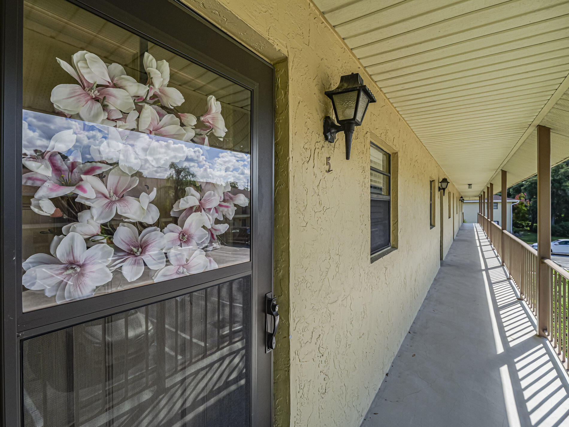 OAK PARK TERRACE UNITS 1-16 - Residential