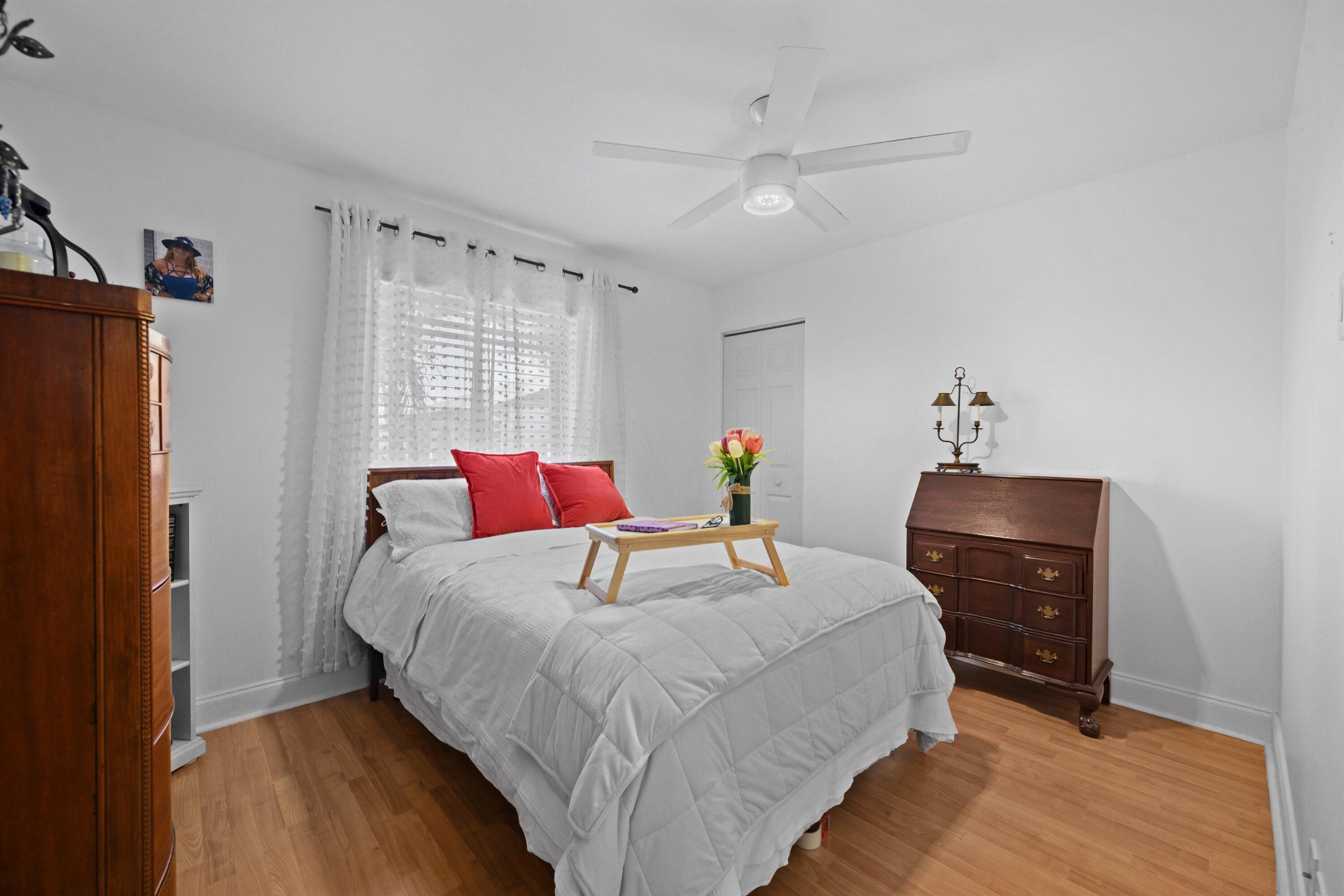 PINE RIDGE SOUTH IV CONDO - Residential